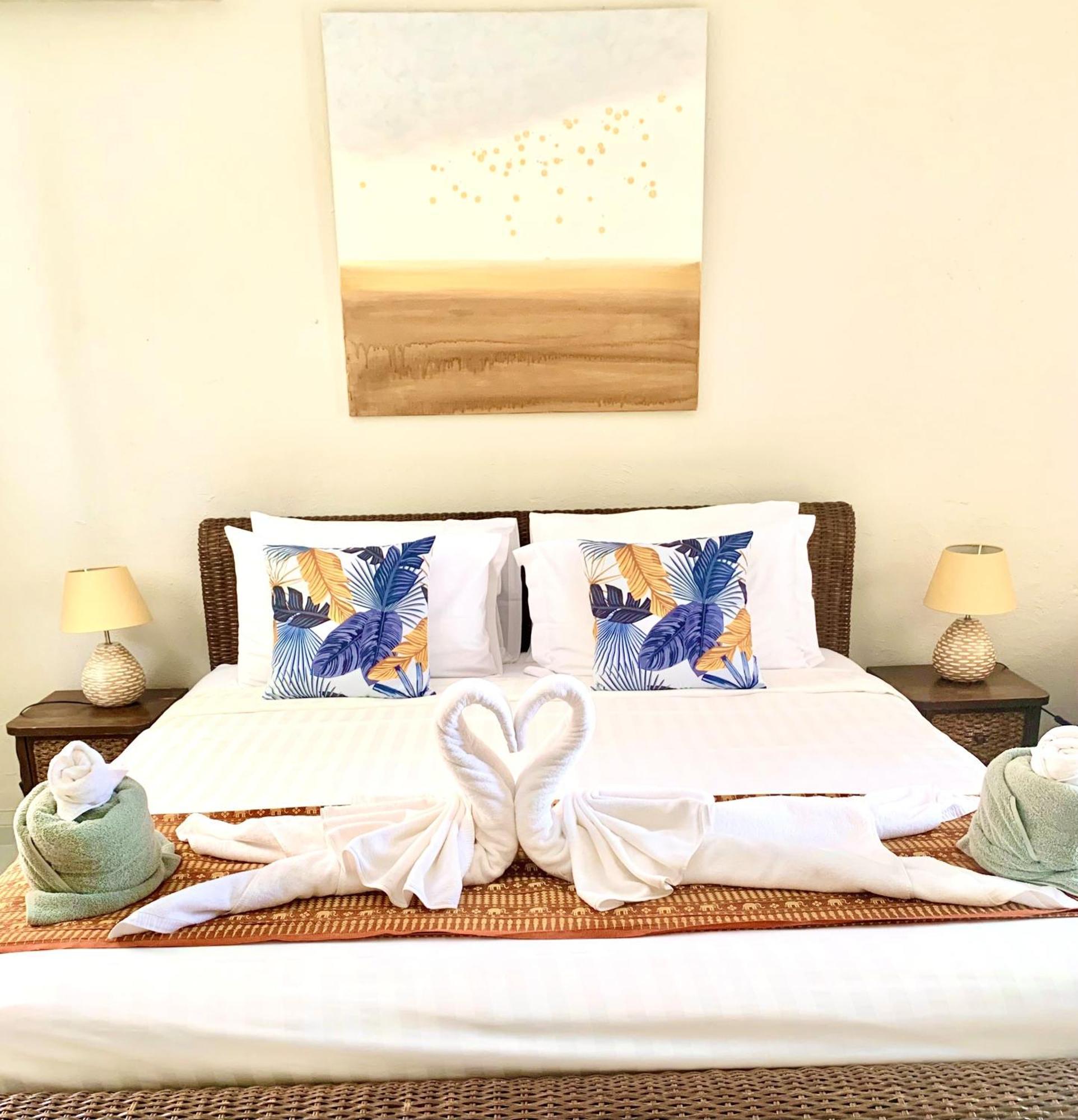 Beachfront With Private Pool * Koh Samui